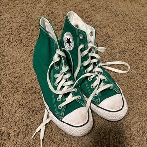 Women’s green high top converse